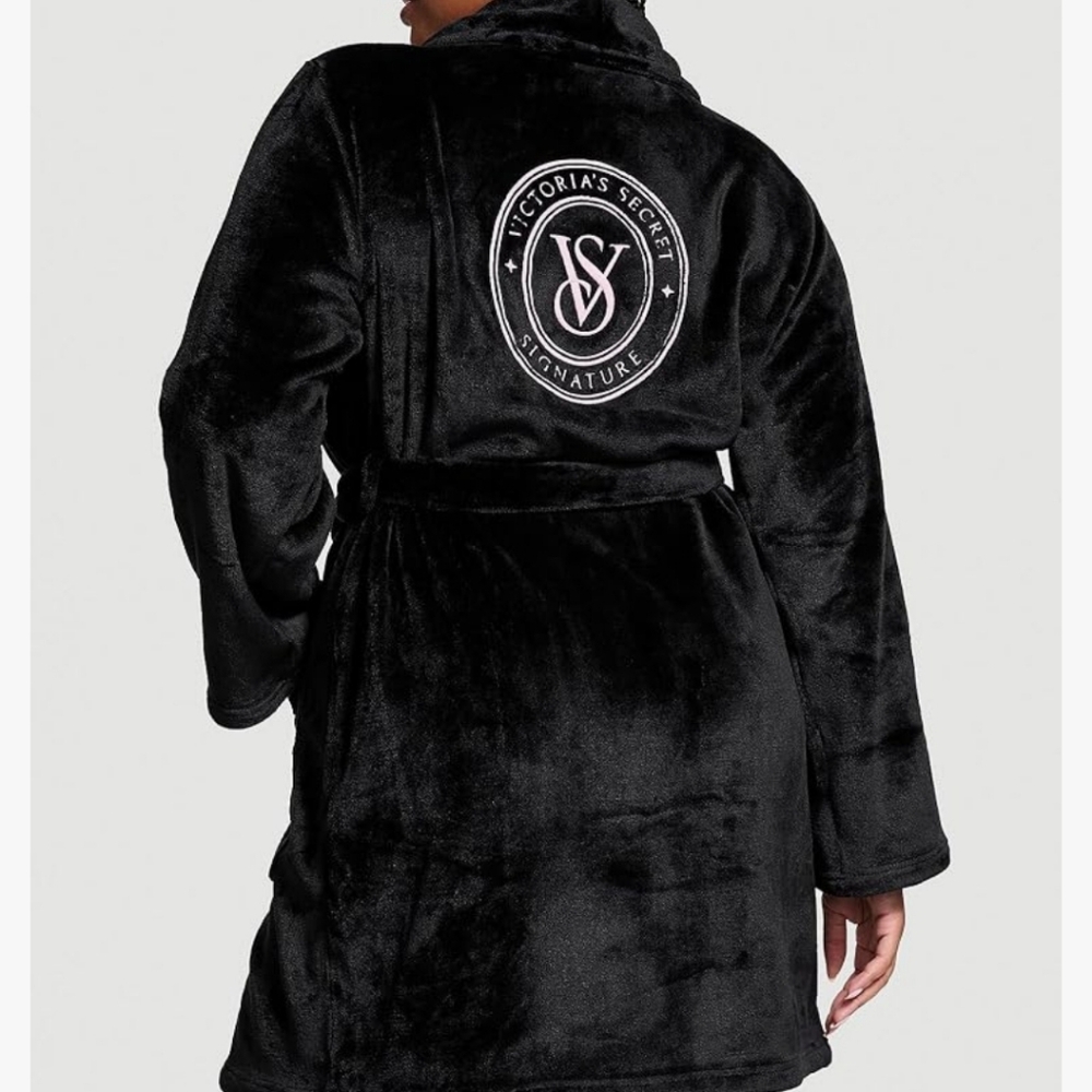 Victoria's Secret Short Cozy Robe